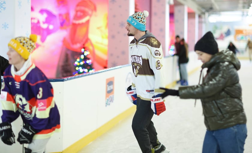 Sobotę 22 listopada 2025 r. ruszyło lodowisko na Tarczyński Arenie