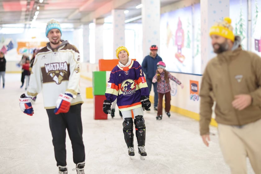 Sobotę 22 listopada 2025 r. ruszyło lodowisko na Tarczyński Arenie