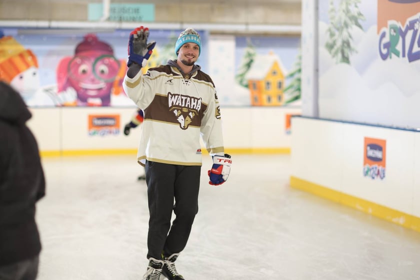 Sobotę 22 listopada 2025 r. ruszyło lodowisko na Tarczyński Arenie