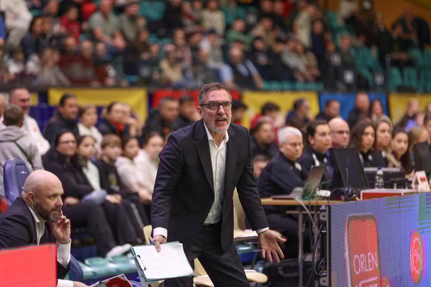 Powiększ obraz: Mecz Orlen Basket Ligi - Śląsk Wrocław - Dziki Warszawa w hali Orbita (23 grudnia 2025 r.).