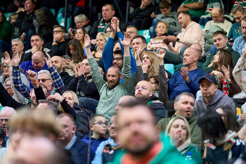 Powiększ obraz: Mecz koszykówki Śląsk Wrocław - Hapoel Midtown Jerozolima 6 stycznia w hali Orbita.