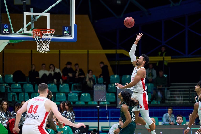 Powiększ obraz: Mecz koszykówki Śląsk Wrocław - Hapoel Midtown Jerozolima 6 stycznia w hali Orbita.