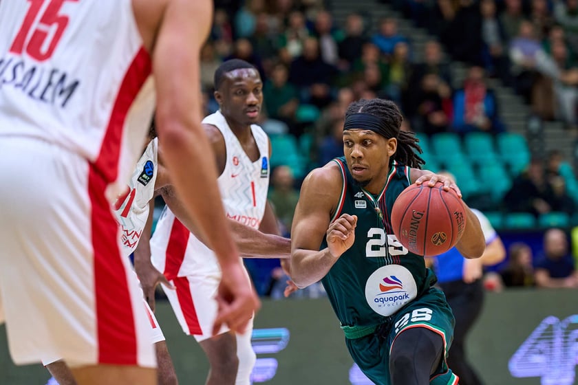 Powiększ obraz: Mecz koszykówki Śląsk Wrocław - Hapoel Midtown Jerozolima 6 stycznia w hali Orbita.