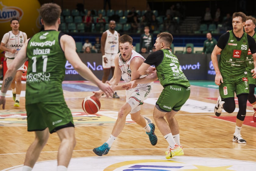 Powiększ obraz: Mecz koszykówki - Śląsk Wrocław - Miasto Szkła Krosno, 11 stycznia 2026 r.