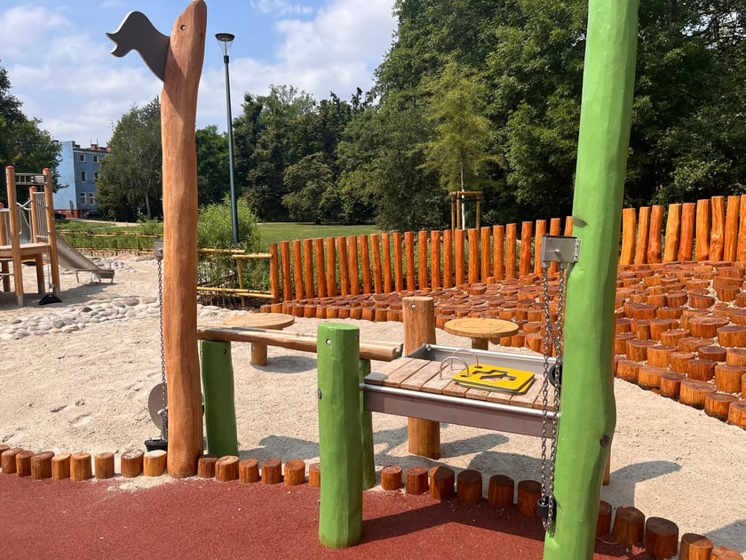 Nadodrzańska Osada Przygody w parku przy ul. Połbina na Kozanowie.