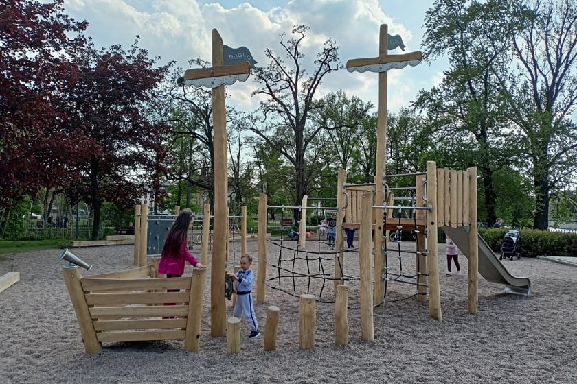 Plac zabaw na Wyspie Bielarskiej