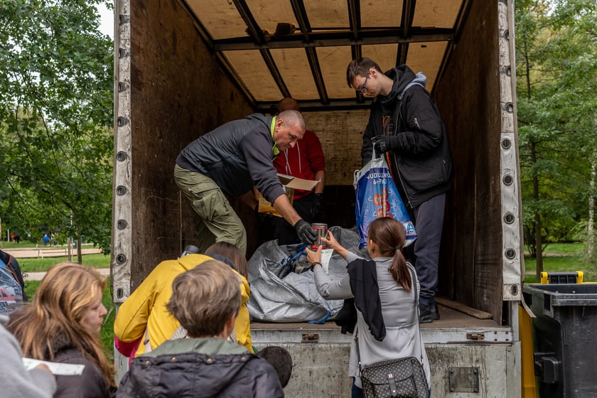 Zielony piknik w Parku Zachodnim, czyli Sobota z Zielonym Wrocławiem cieszył się dużą popularnością. Do parku Zachodniego przyszły tysiące osób