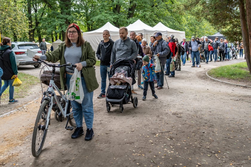 Zielony piknik w Parku Zachodnim, czyli Sobota z Zielonym Wrocławiem cieszył się dużą popularnością. Do parku Zachodniego przyszły tysiące osób