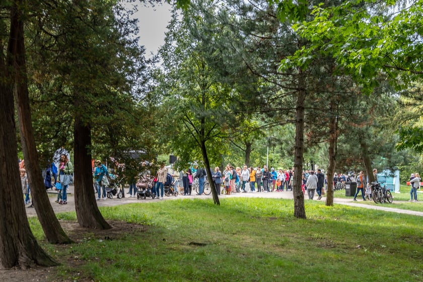 Zielony piknik w Parku Zachodnim, czyli Sobota z Zielonym Wrocławiem cieszył się dużą popularnością. Do parku Zachodniego przyszły tysiące osób