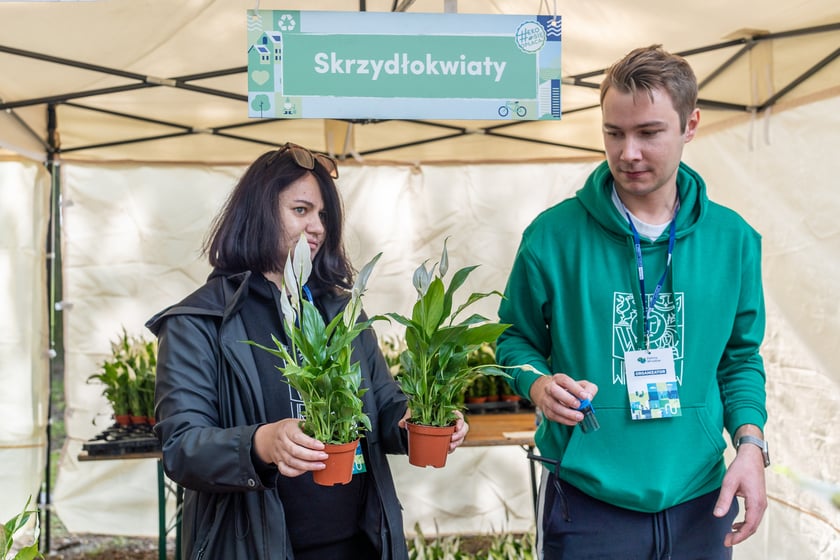 Zielony piknik w Parku Zachodnim, czyli Sobota z Zielonym Wrocławiem cieszył się dużą popularnością. Do parku Zachodniego przyszły tysiące osób