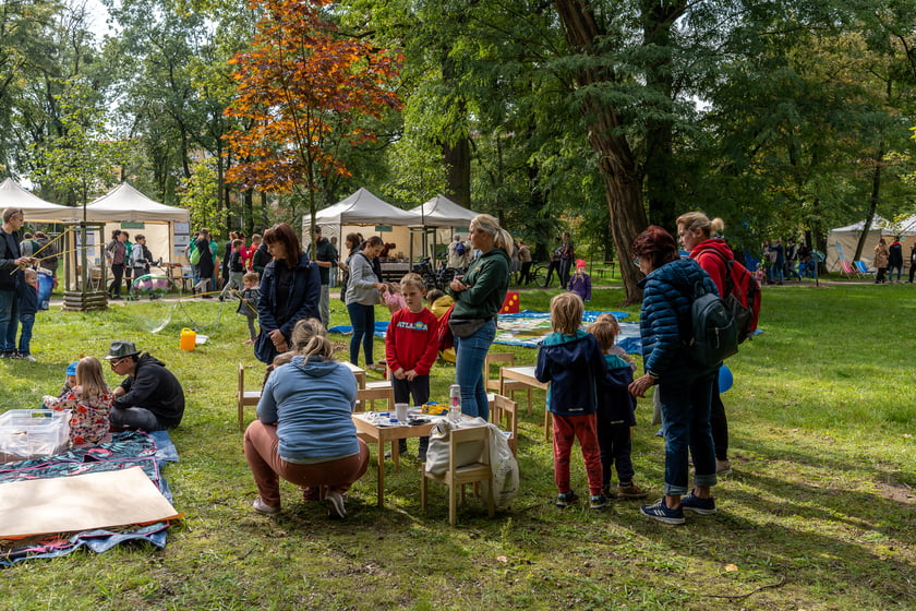 Zielony piknik w Parku Zachodnim, czyli Sobota z Zielonym Wrocławiem cieszył się dużą popularnością. Do parku Zachodniego przyszły tysiące osób