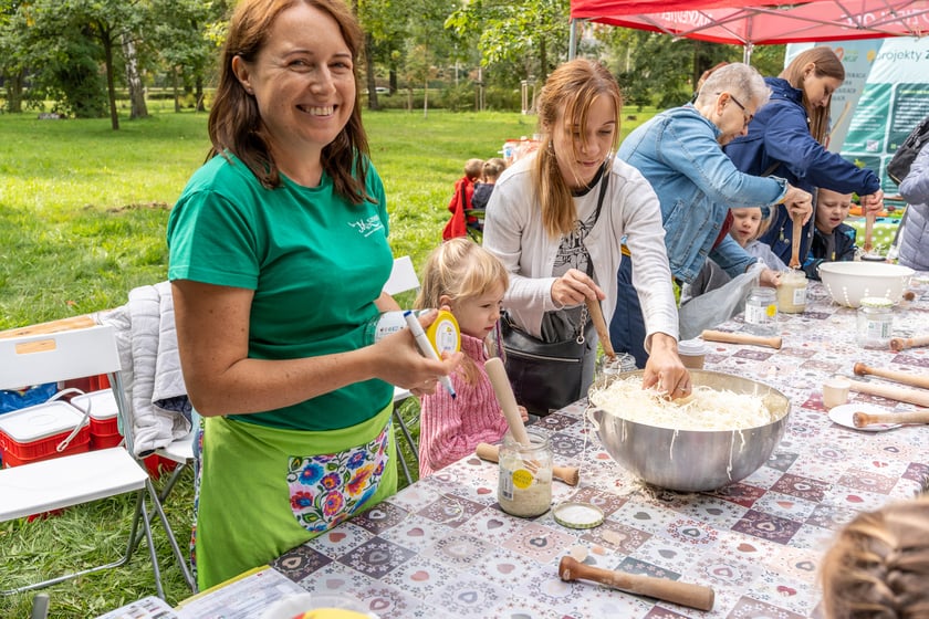 Zielony piknik w Parku Zachodnim, czyli Sobota z Zielonym Wrocławiem cieszył się dużą popularnością. Do parku Zachodniego przyszły tysiące osób