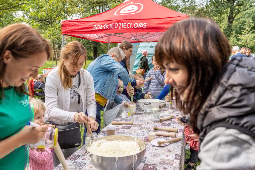 Zielony piknik w Parku Zachodnim, czyli Sobota z Zielonym Wrocławiem cieszył się dużą popularnością. Do parku Zachodniego przyszły tysiące osób
