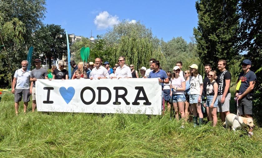 sprzątanie Odry