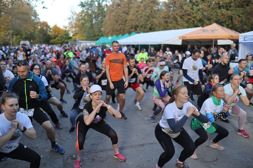 Na zdjęciu uczestnicy Wild Run 2022 w Zoo Wrocław