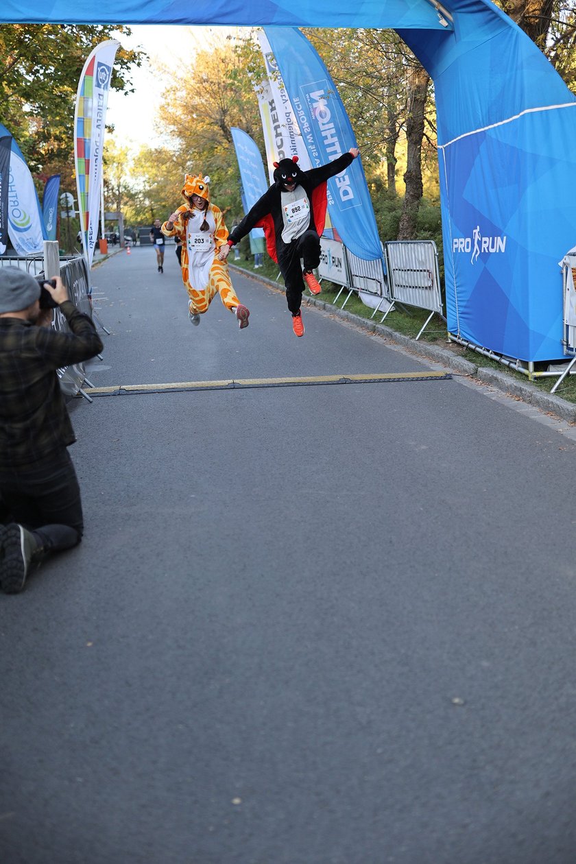Na zdjęciu uczestnicy Wild Run 2022 w Zoo Wrocław