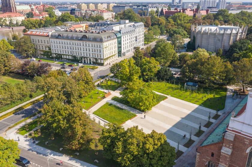 Skwer Wrocławianek przy ul. Bernardyńskiej