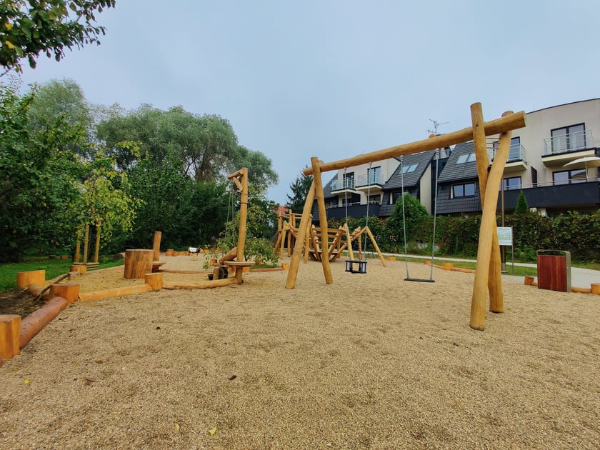 Park kieszonkowy przy ul. Kunickiego na Muchoborze Wielkim