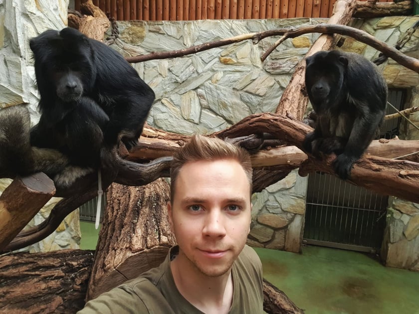 Opiekun zwierząt z zoo Wrocław. Maciej Matuszak, Wydział Ssaków Naczelnych