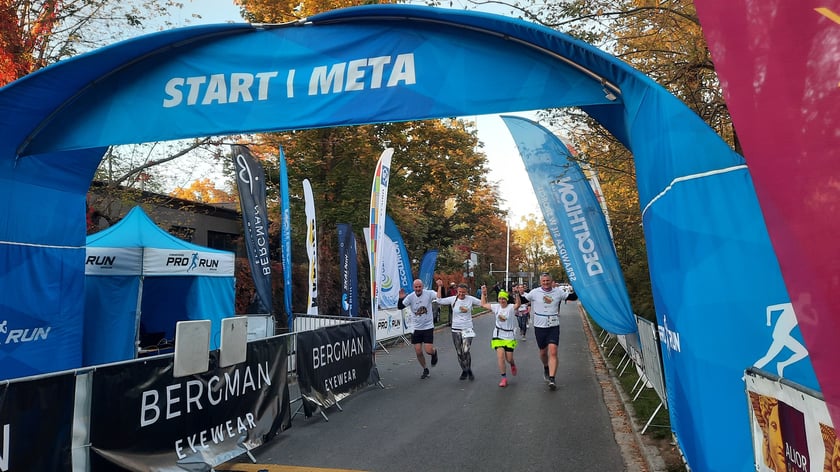 Wild Run to bieg charytatywny. Zebrane dzięki niemu pieniądze zostaną przeznaczone na pomoc zagrożonym zwierzętom w Afryce.
