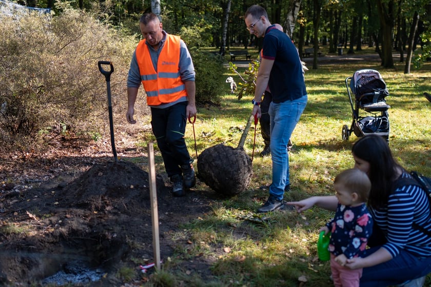 Uczestnicy pikniku WROśnij we WROcław