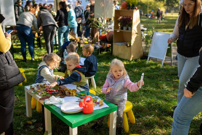 Uczestnicy pikniku WROśnij we WROcław