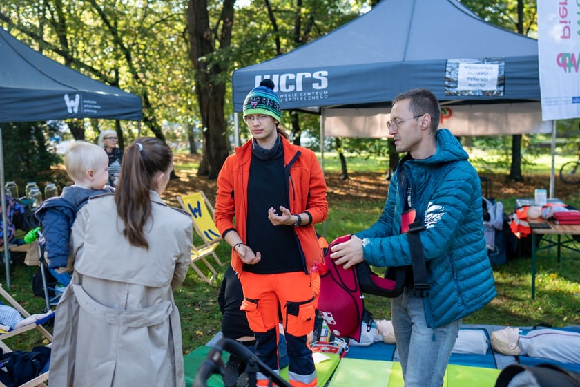 Uczestnicy pikniku WROśnij we WROcław