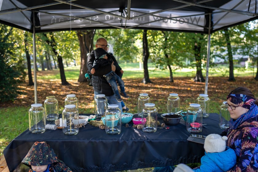 Uczestnicy pikniku WROśnij we WROcław