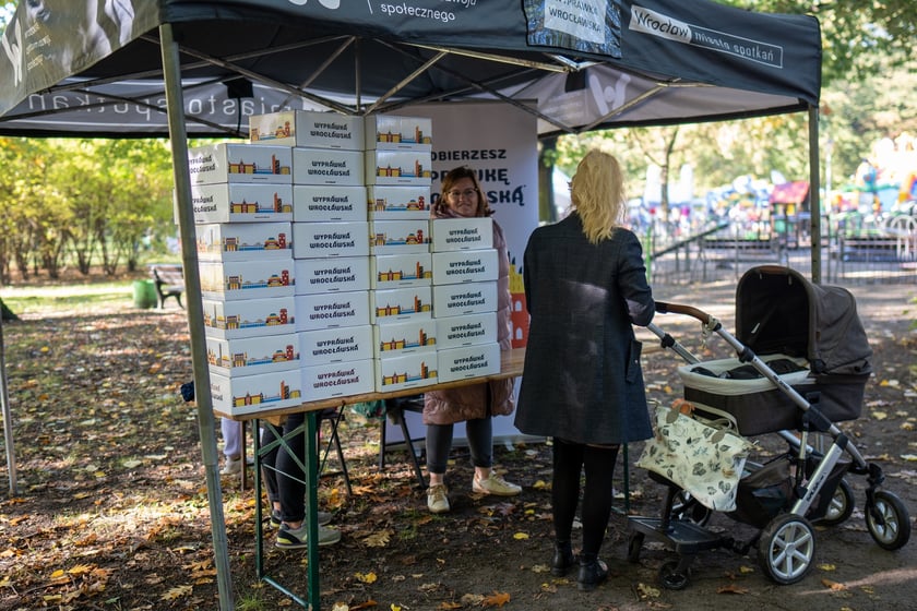 Uczestnicy pikniku WROśnij we WROcław
