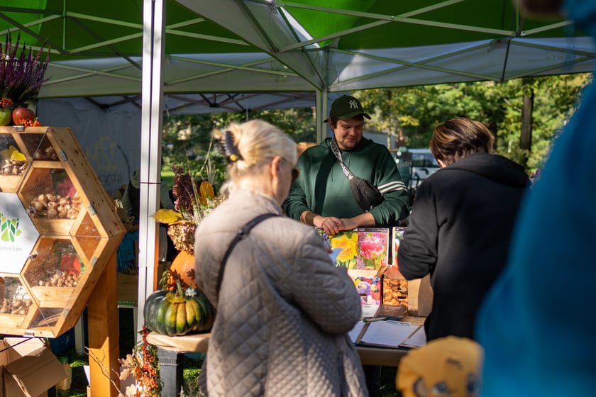 Uczestnicy pikniku WROśnij we WROcław