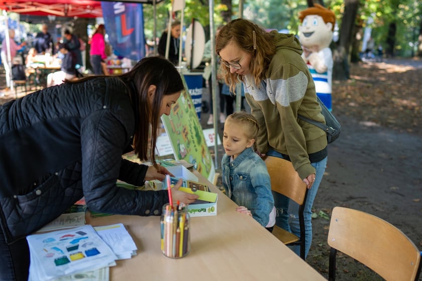 Uczestnicy pikniku WROśnij we WROcław