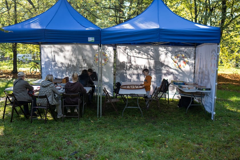 Uczestnicy pikniku WROśnij we WROcław