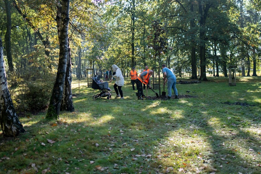 Uczestnicy pikniku WROśnij we WROcław