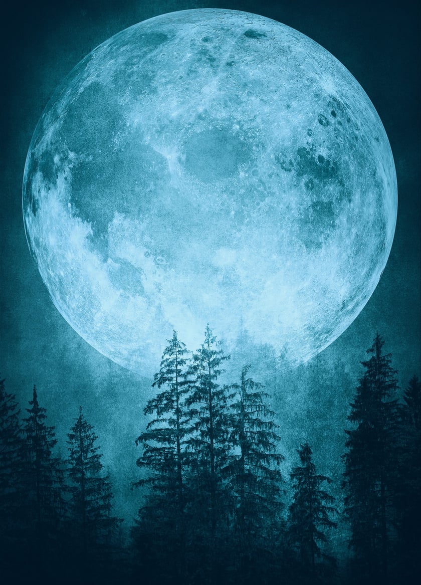 Pełnia Niebieskiego Księżyca występuje raz na 2-3 lata.