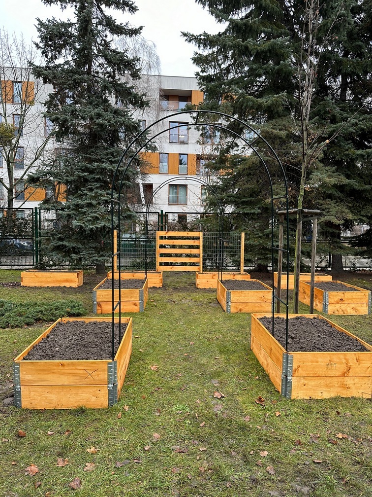 Ogródki warzywne we wrocławskich przedszkolach, które powstały w 2023 r. - projekt FOODSHIFT 2030