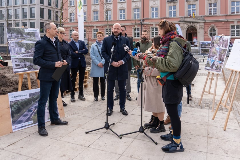Sadzenie drzew na Nowym Targu, marzec 2024