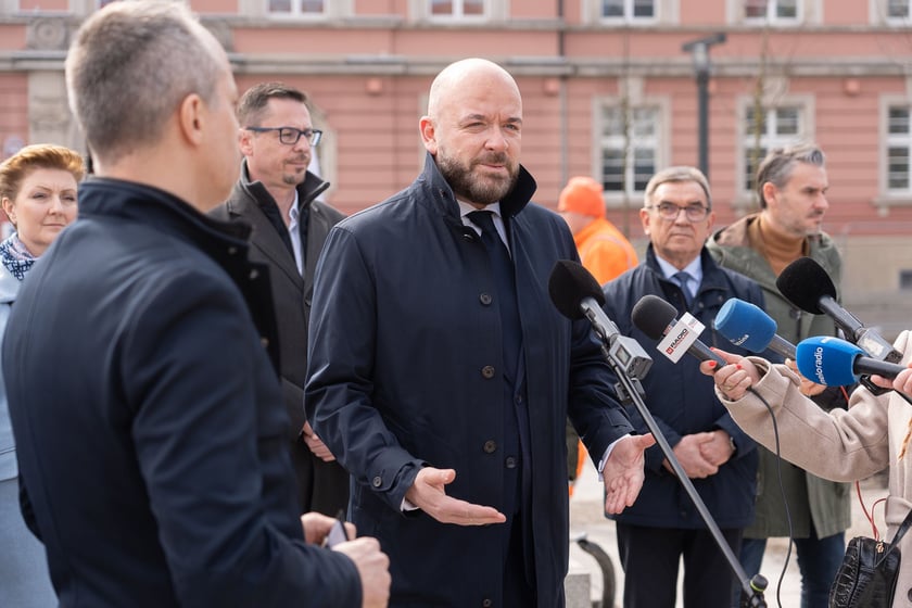 Sadzenie drzew na Nowym Targu, marzec 2024