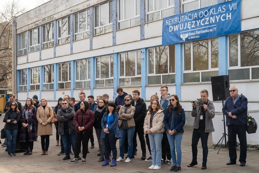 Sadzenie lasu kieszonkowego Miyawaki we Wrocławiu, 21.03.2024