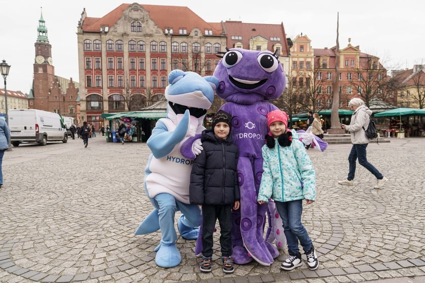 Międzynarodowy Dzień Wody i akcja MPWiK #Pijkran&oacute;wkę&nbsp;na placu Solnym (22 marca)