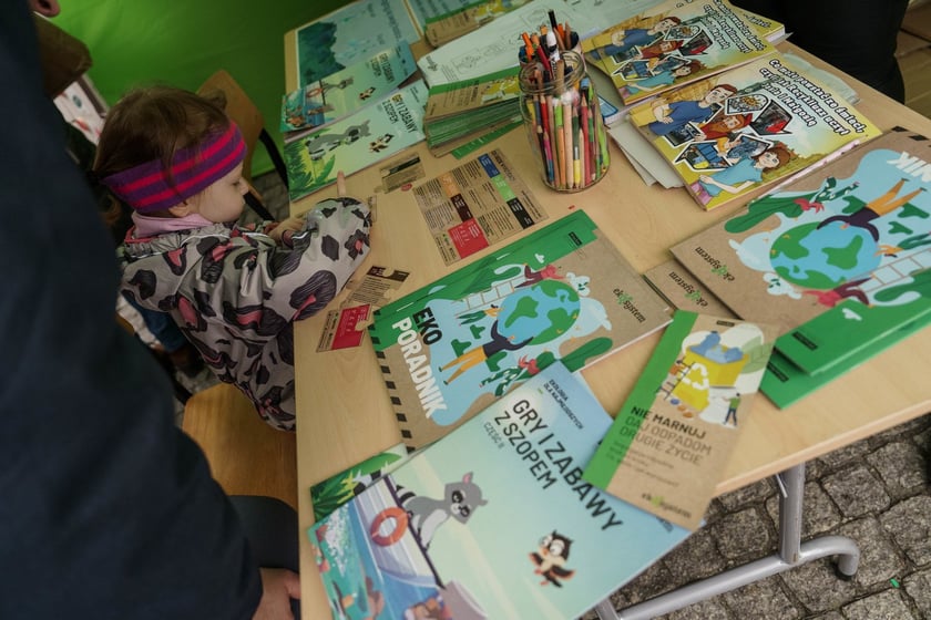 Międzynarodowy Dzień Wody i akcja MPWiK #Pijkran&oacute;wkę&nbsp;na placu Solnym (22 marca)