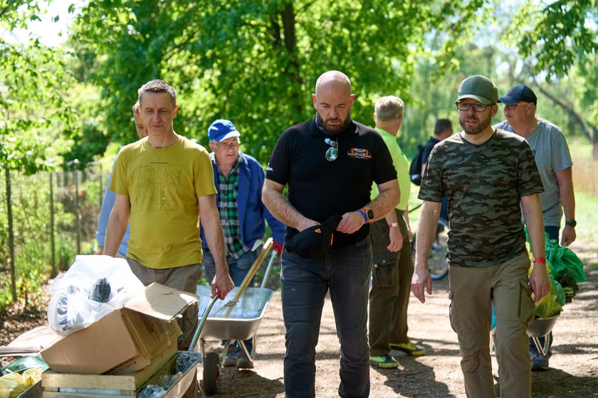 Sprzątanie Lasu Kuźnickiego, 27.04.2024