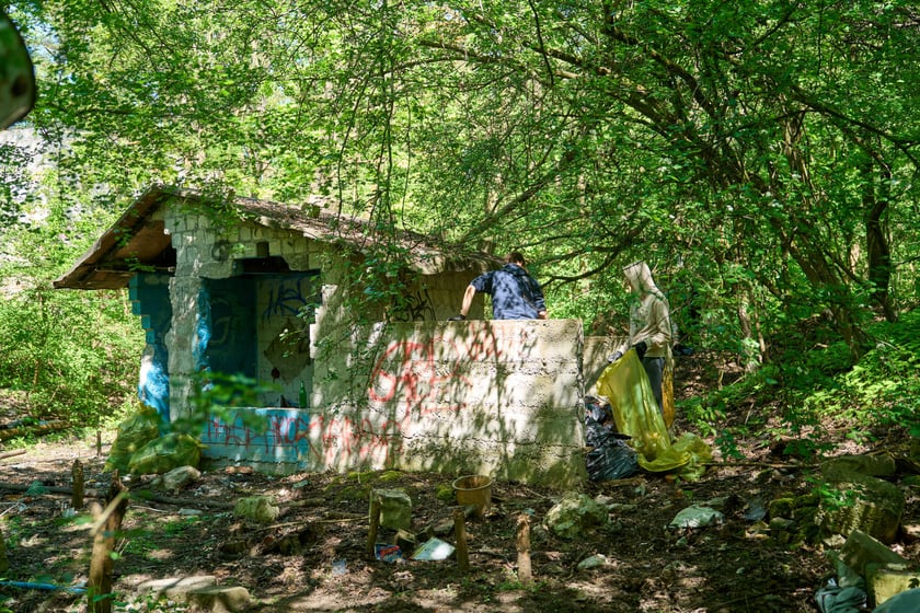 Sprzątanie Lasu Kuźnickiego, 27.04.2024