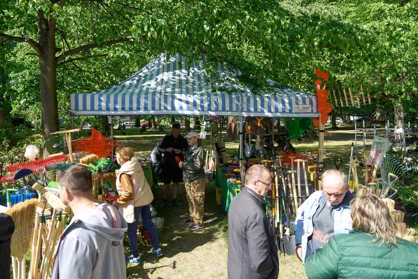 kiermasz ogrodniczy na Partynicach, 28.04.2024