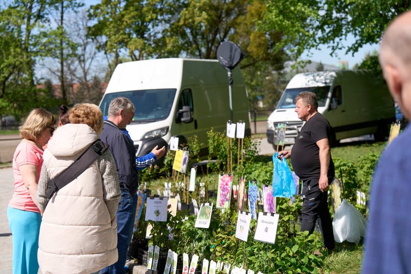 kiermasz ogrodniczy na Partynicach, 28.04.2024