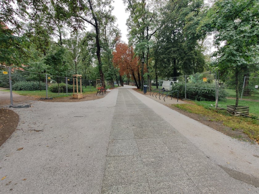 Skwer im. Aleksandry Natalii-Świat na wrocławskim Szczepinie po modernizacji