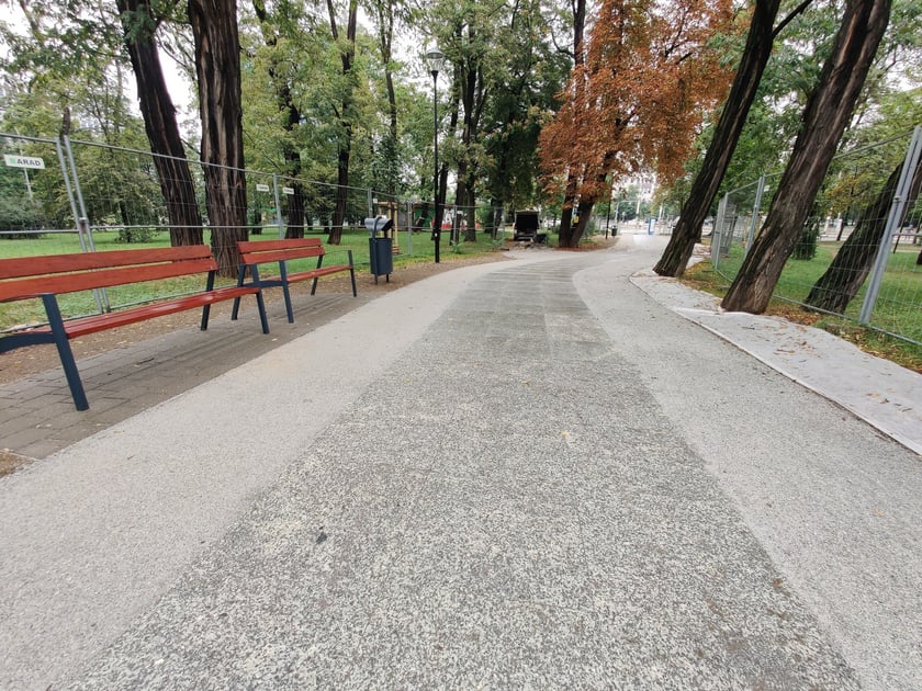 Skwer im. Aleksandry Natalii-Świat na wrocławskim Szczepinie po modernizacji