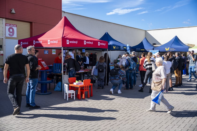 Wrocław i Pasaż Zielińskiego nie marnują! Otwarcie lodówki społecznej - 27.09.2024