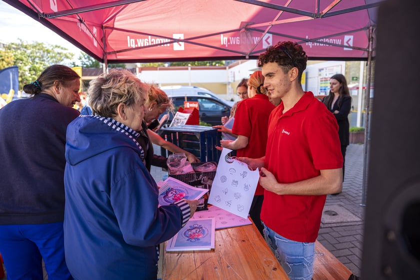 Wrocław i Pasaż Zielińskiego nie marnują! Otwarcie lodówki społecznej - 27.09.2024