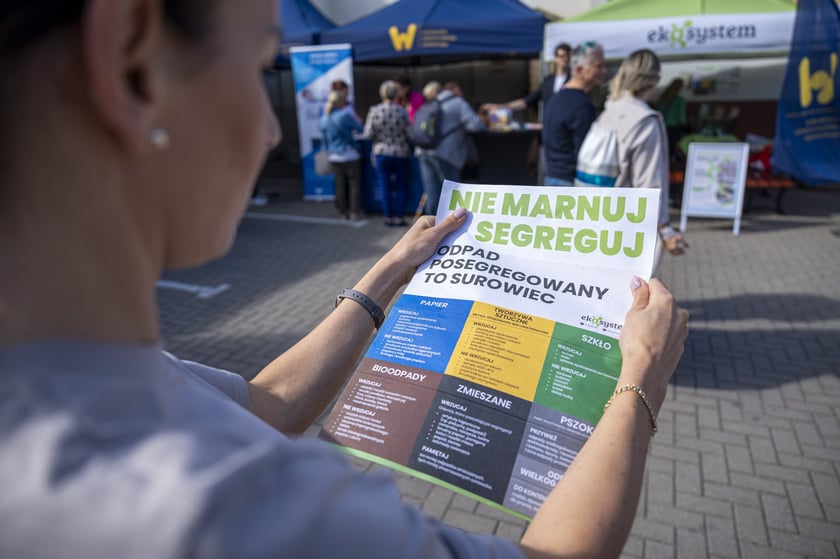 Wrocław i Pasaż Zielińskiego nie marnują! Otwarcie lodówki społecznej - 27.09.2024