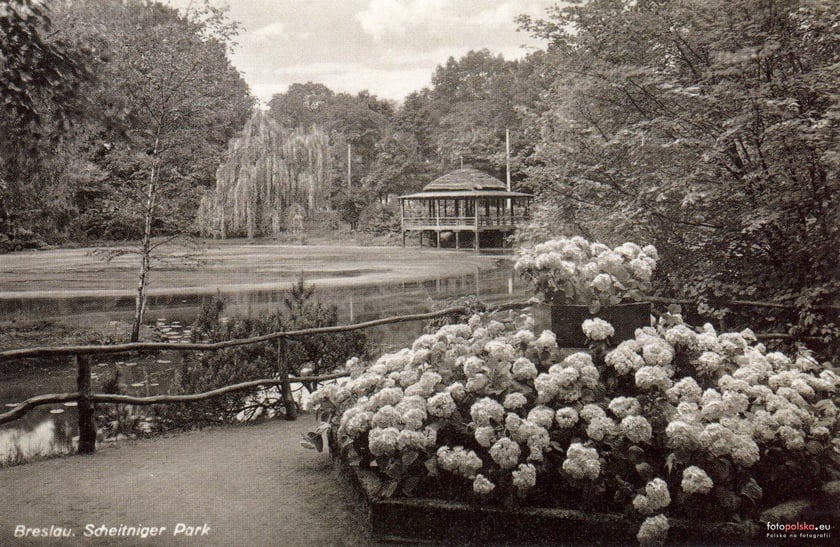 Ogr&oacute;d Japoński, lata 1930-1940